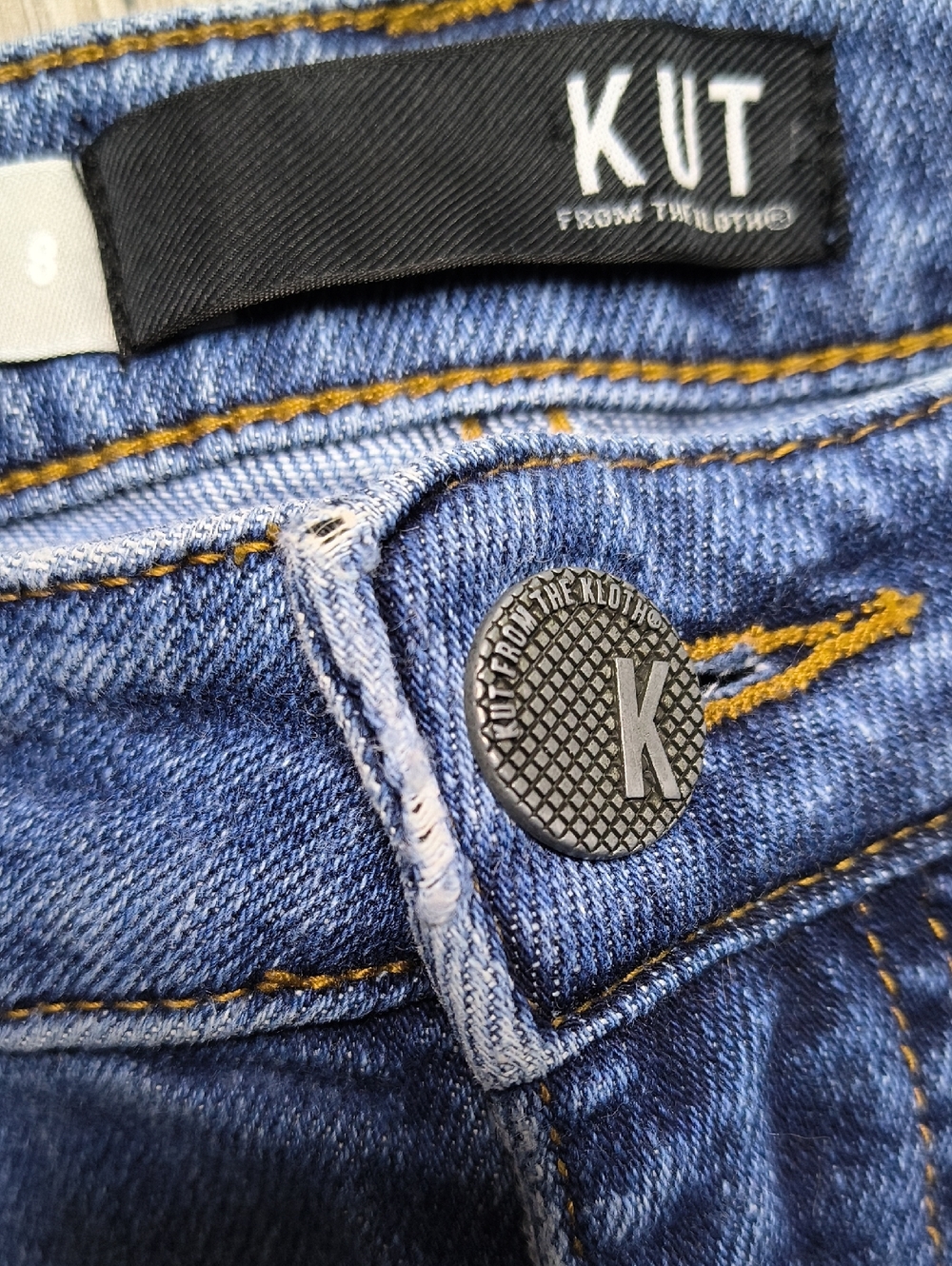 Straight Leg w/26" Inseam High Rise✂️  KUT Woman's Jeans Size 8 sac304 - Picture 4 of 6